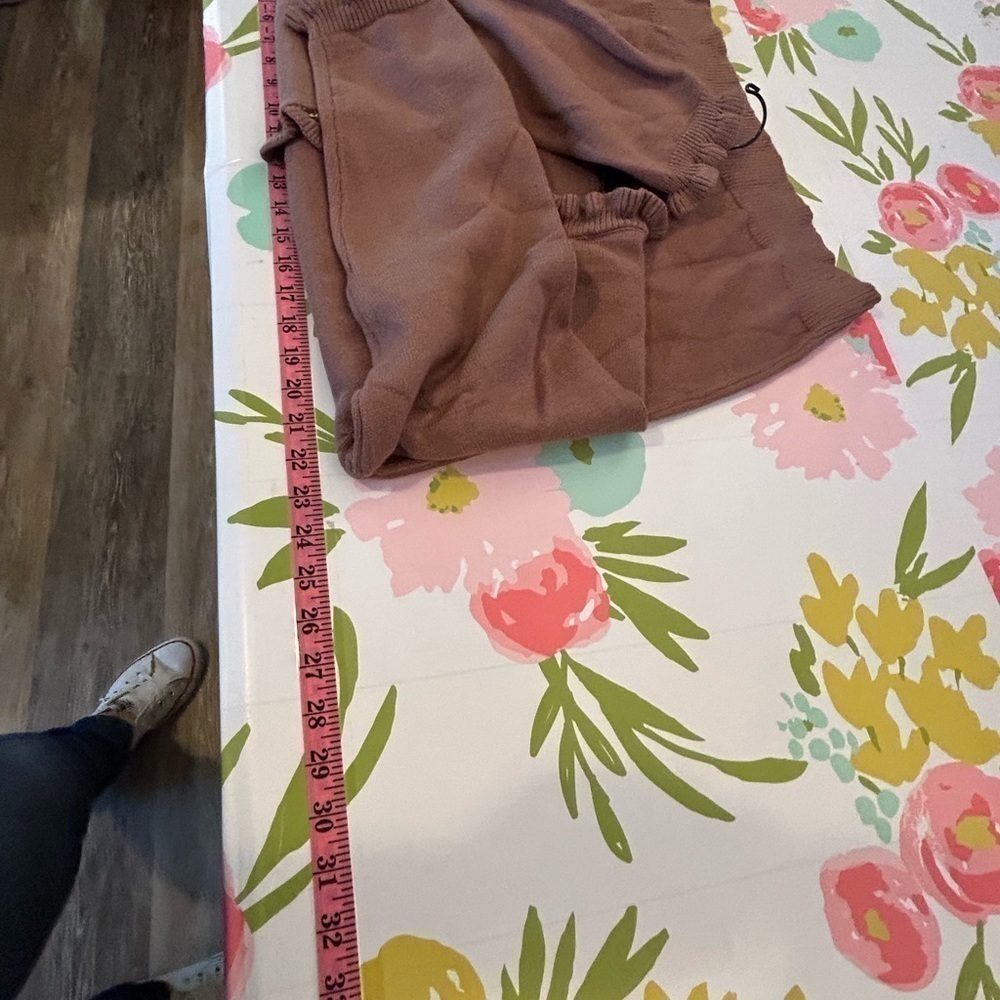 BTFBM XL NWOT Viscose Rayon Blend adorable brown sweater Ruffel detail - Picture 9 of 9